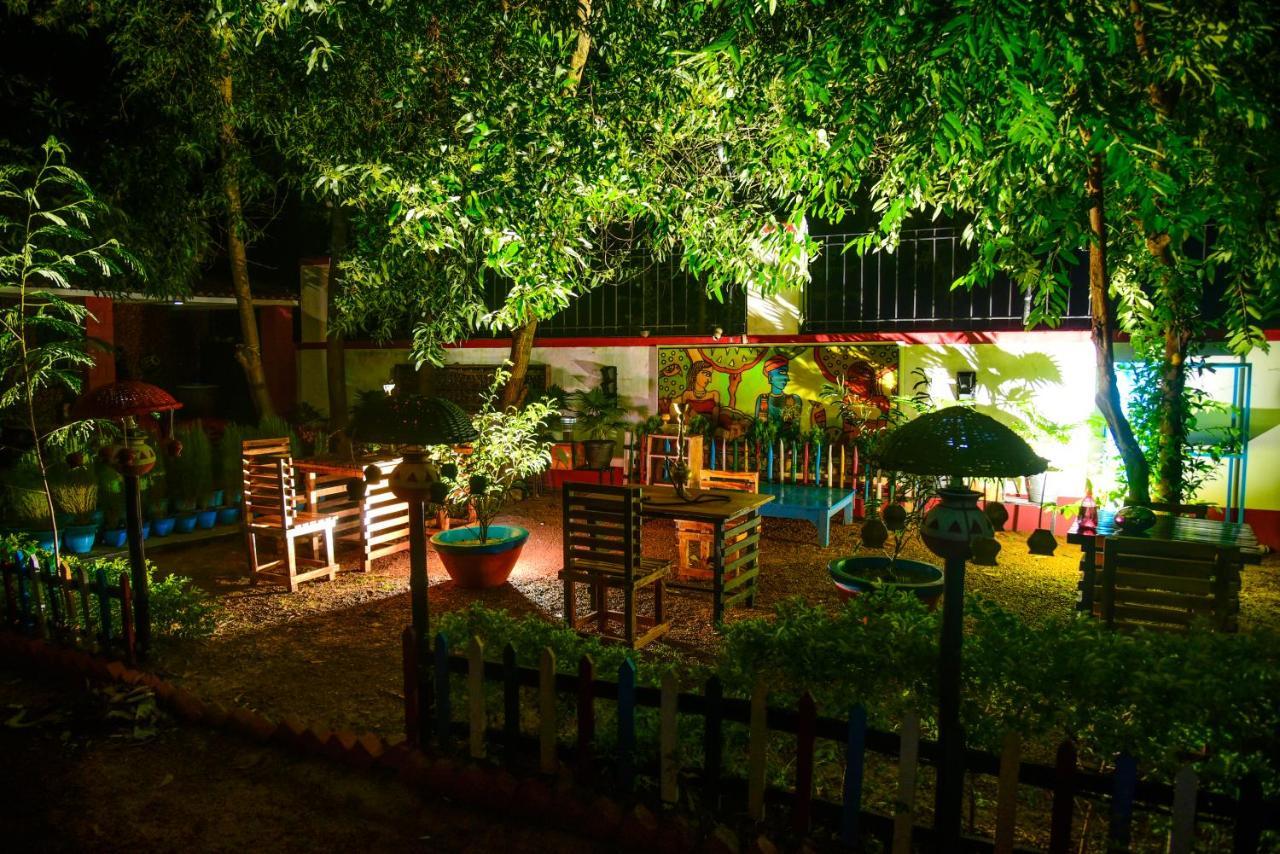 Panchobon Art Resort Shānti Niketan Dış mekan fotoğraf